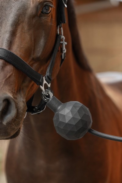 Kerbl Anbindeschutz Gummiball